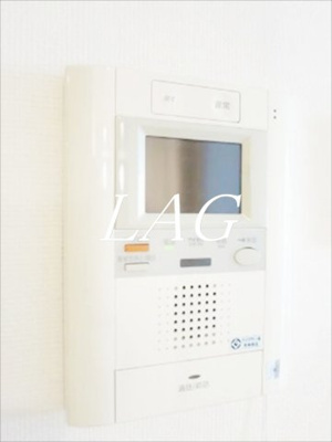 【セキュリティ】 | ラフィーネデュオ | モニター付きインターホンです。