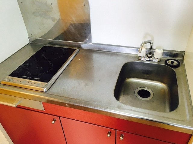 レオパレスドムス筑紫野のキッチン|電気コンロです。