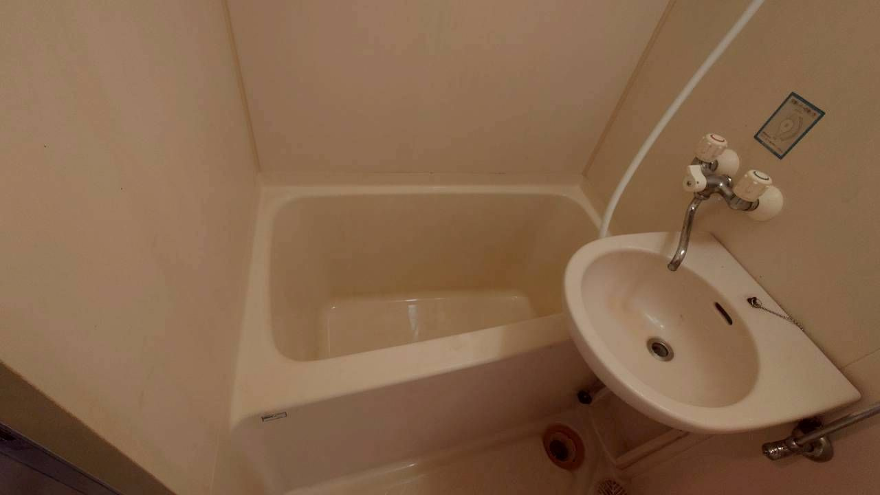 PLEAST都府楼前の洗面所|同建物別部屋 現況優先