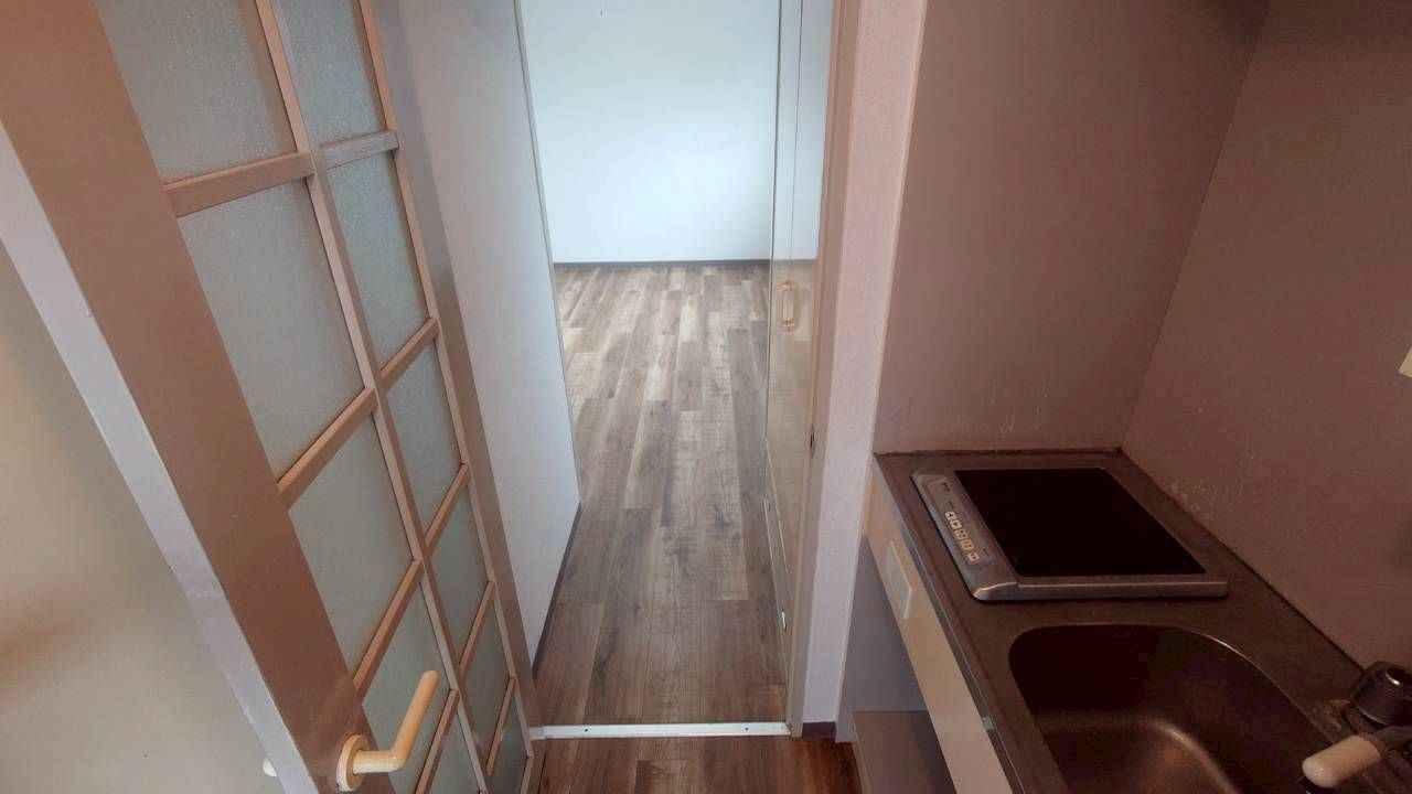 PLEAST都府楼前のエントランス|同建物別部屋 現況優先