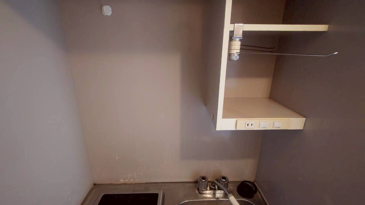 PLEAST都府楼前のキッチン|同建物別部屋 現況優先