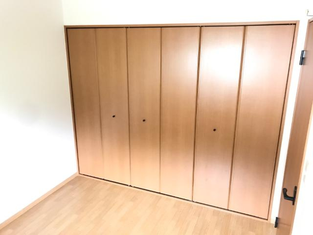 ヴィラ・クオーレⅠの内装|洋室