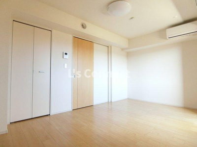 【内装】 | ピーフォー | 家具も自由に配置できます。