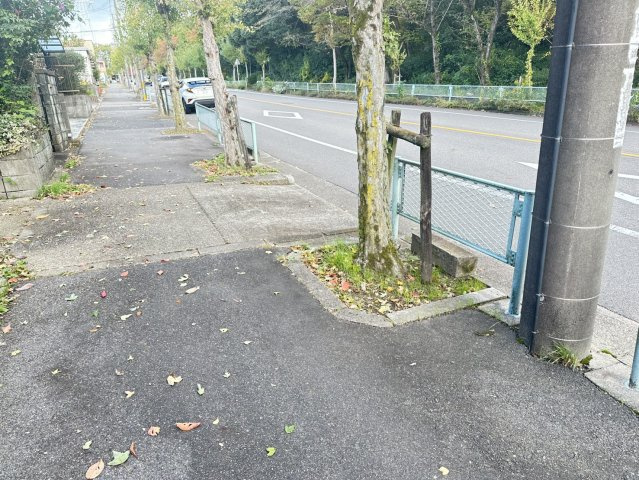 【前面道路含む現地写真】 | 春日井市藤山台１０丁目