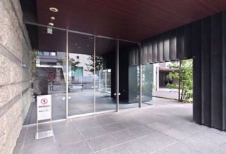 【エントランス】