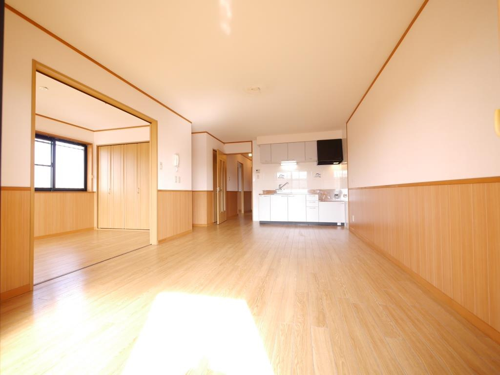 グレイスメゾンⅡの居間・リビング