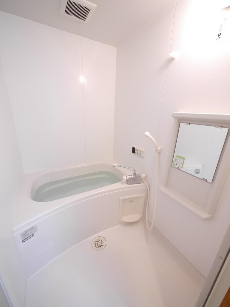 グレイスメゾンⅡの浴室