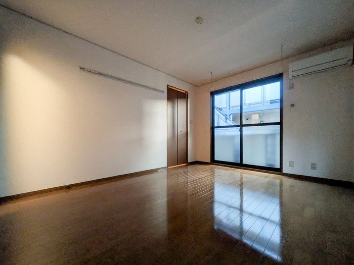 アルト・プエンテの洋室