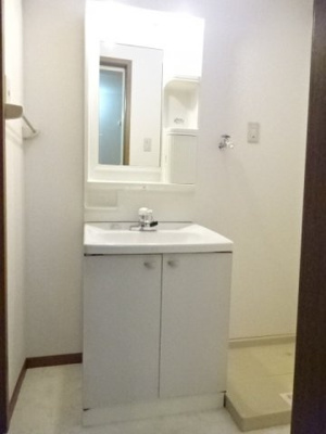 【洗面所】 | アン・プレーヌＢ | 洗面所です