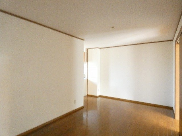 エレガンテ・Ｍ　Ⅰの居間・リビング|居間です