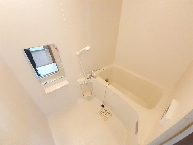 フロール・Ｍ　Ⅱの浴室|コンパクトで使いやすいお風呂です