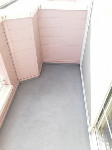 Ｋ・レジデンスⅡのバルコニー|暖かな日差しのふりそそぐバルコニー