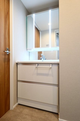 【独立洗面台】 | グローリオタワー巣鴨