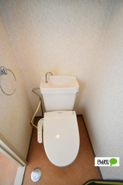 ＫＧ　Apartmentsのトイレ