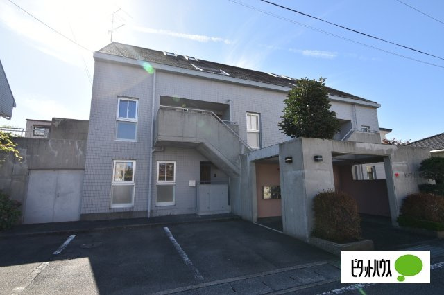 ＫＧ　Apartmentsの外観