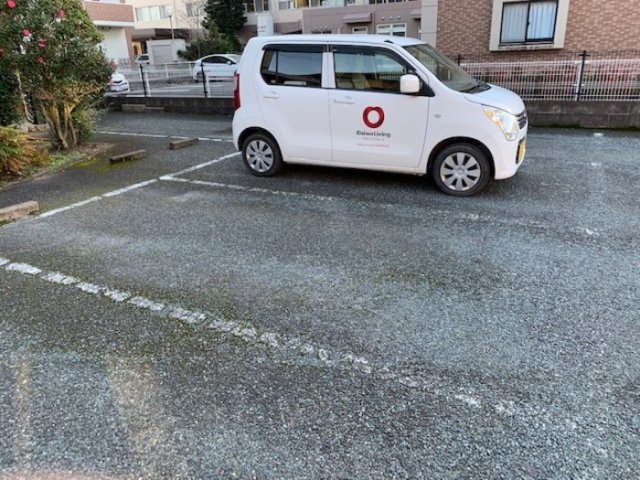 ミーツハオスK C棟の駐車場|駐車スペースもあります