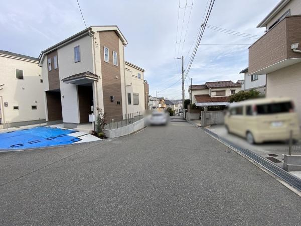 【前面道路含む現地写真】 | 垂水区南多聞台3丁目　新築戸建　A号棟