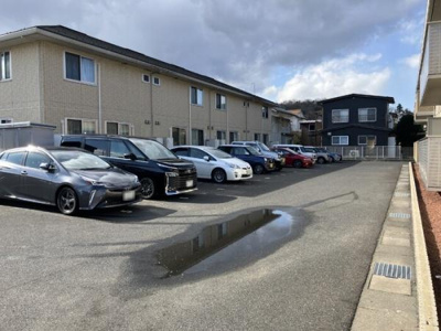 【駐車場】 | ペルージュ