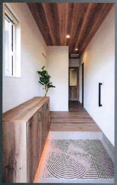 タマタウン一色中部小　全3棟・3号棟の玄関|訪れる人を心地よく迎え入れます。