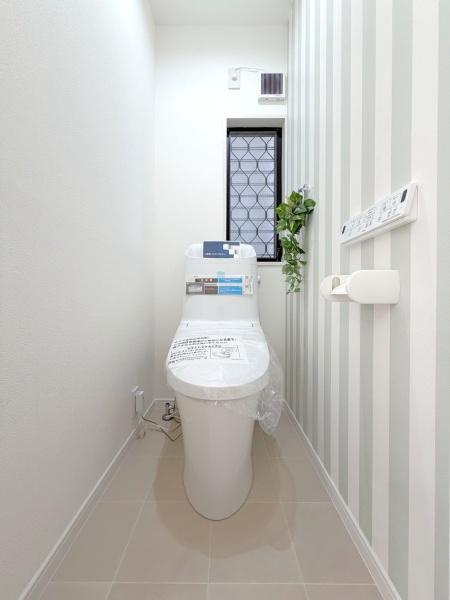 横浜市港北区篠原町の中古一戸建のトイレ