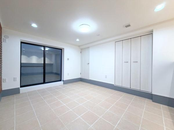 横浜市港北区篠原町の中古一戸建の洋室