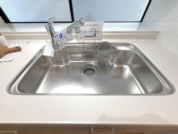 横浜市港北区篠原町の中古一戸建のキッチン