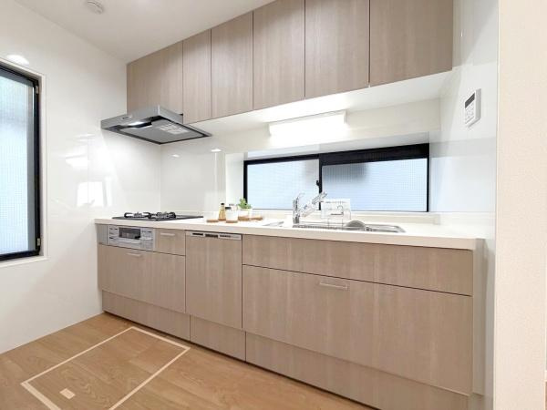 横浜市港北区篠原町の中古一戸建のキッチン