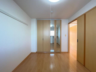 【内装】 | コーポエスポワール西割 | 洋室