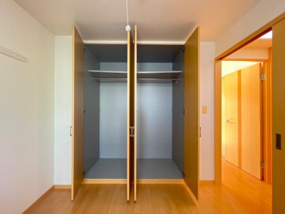 【収納】 | コーポエスポワール西割 | クローゼット