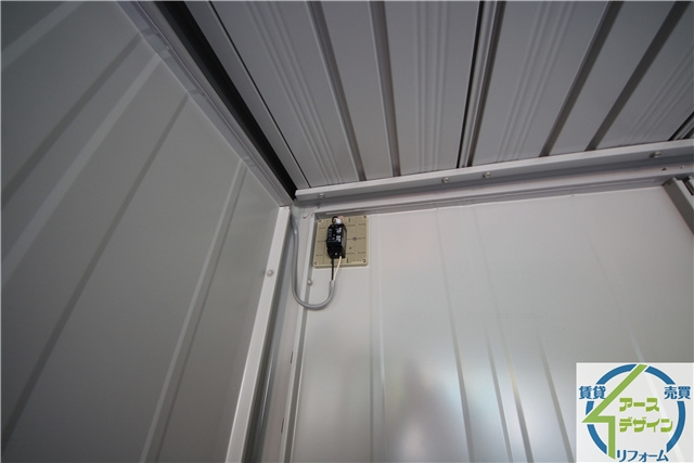 アースガレージ住吉の内装