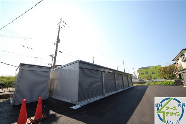 アースガレージ住吉