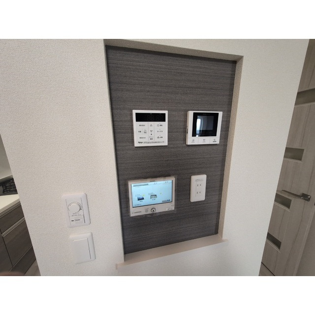 セレスティア西荘 WESTの設備|インターホン（TV)