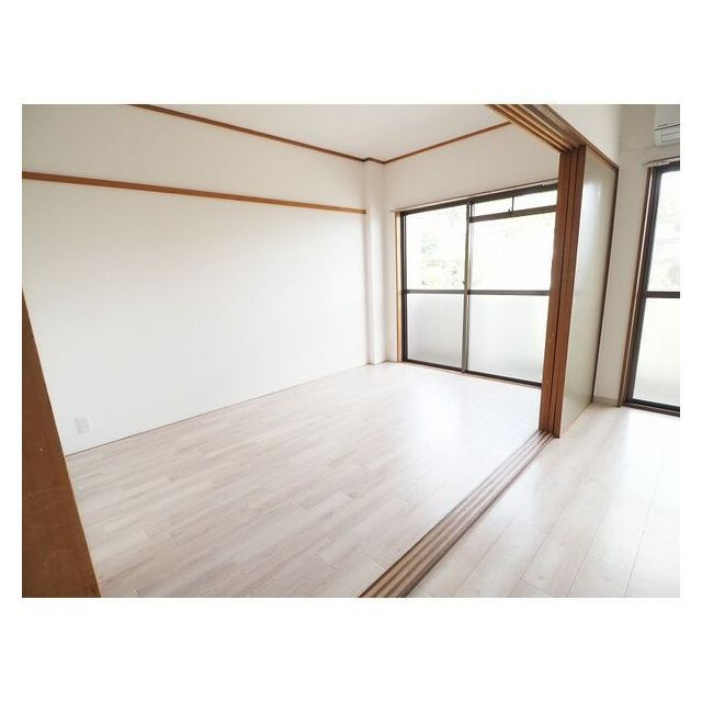パインリーフ長森本町の内装