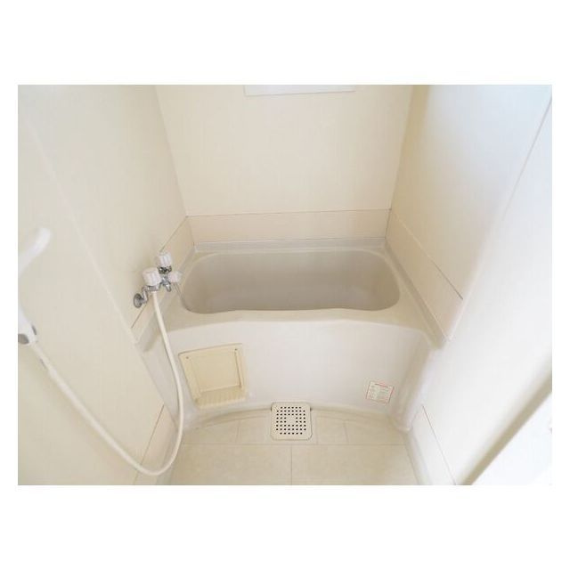 パインリーフ長森本町の浴室