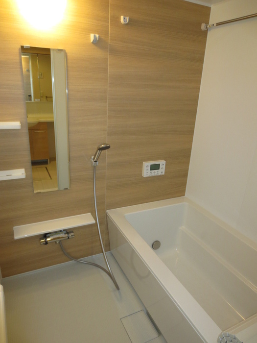 フロラシオンの浴室