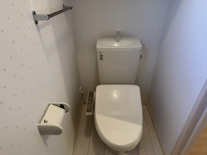 パインシティ福　B棟のトイレ