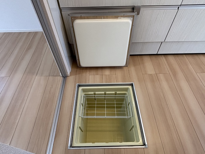 パインシティ福　B棟の収納