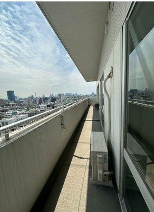 【バルコニー】