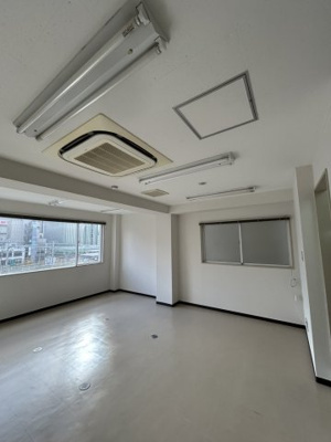 【内装】 | 54ヤングビル