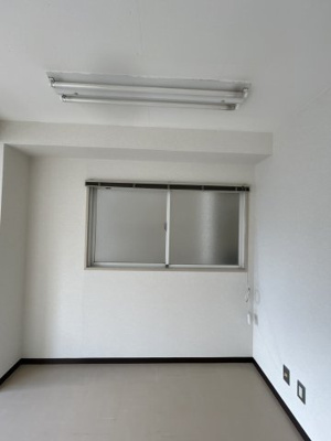 【内装】 | 54ヤングビル