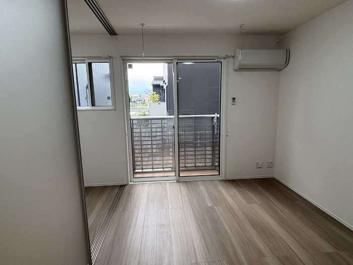 レガーロの居間・リビング