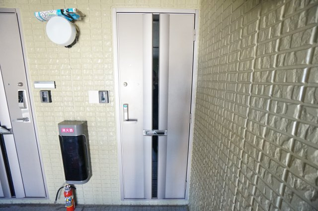 グリーンロード・エル　Ｃのエントランス