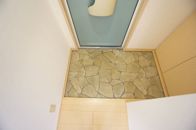 リビングタウン若杉　Ｃの玄関