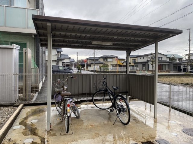 クレシア高木北