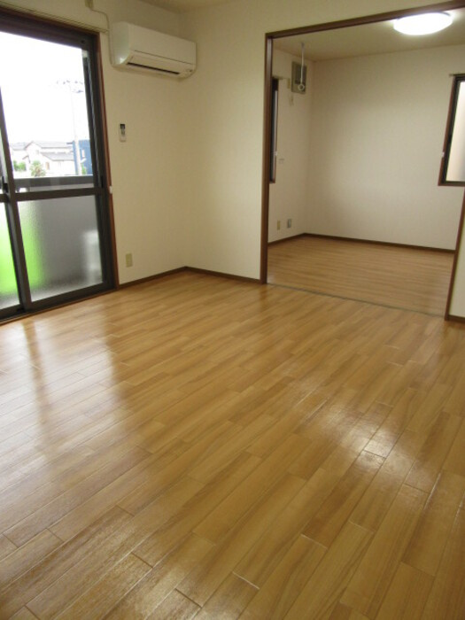 コーポ チェリッシュ　Ｂの居間・リビング