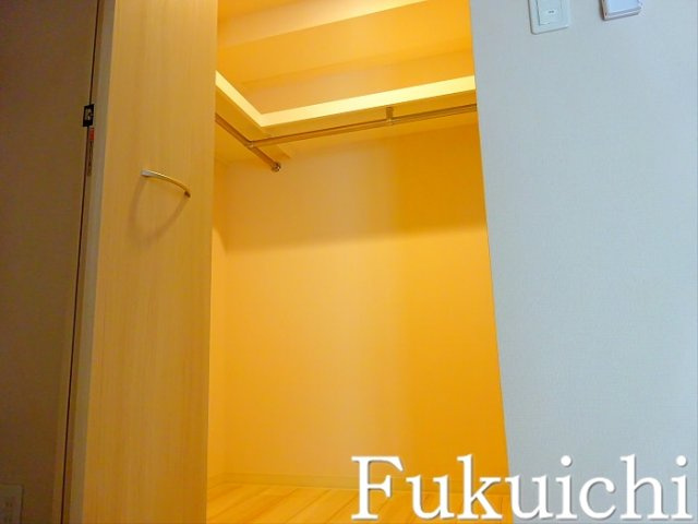 イルミナーレ学大の収納