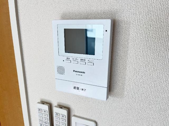 グランドゥール宮前のセキュリティ|カメラ付インターホン