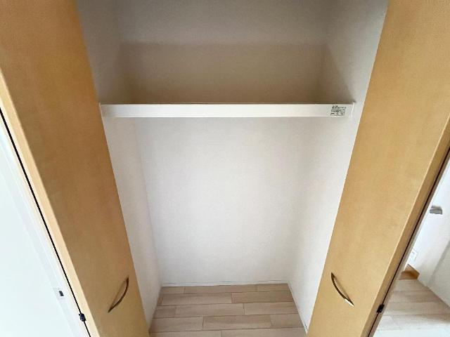 グランドゥール宮前の収納|廊下収納