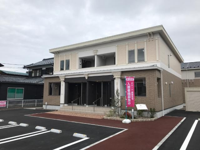 ハイムガーデンⅢの駐車場|外観写真（昼）