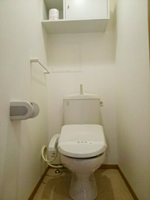 【トイレ】 | サンキャッスルＳ・Ⅵ | シンプルで使いやすいトイレです